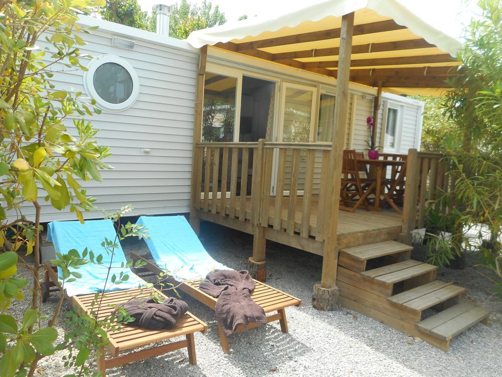 Vic'S Land Holidays Grimaud Zimmer foto