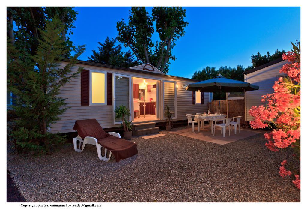 Vic'S Land Holidays Grimaud Exterior foto