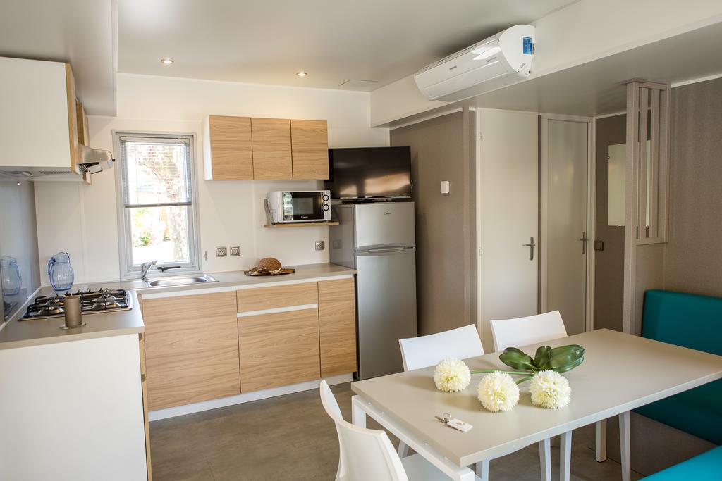 Vic'S Land Holidays Grimaud Exterior foto