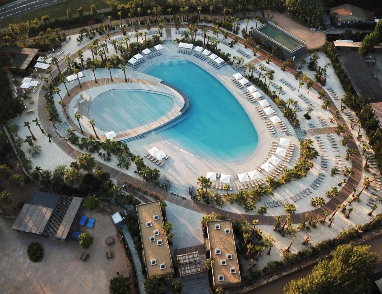 Vic'S Land Holidays Grimaud Exterior foto